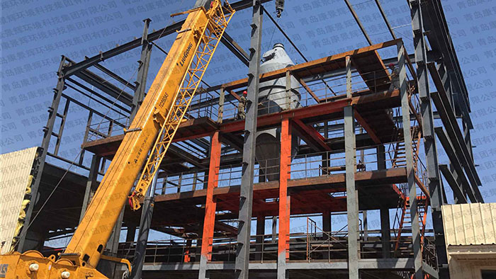 宁夏饲料添加剂三效蒸发器废水处理项目工程安装现场