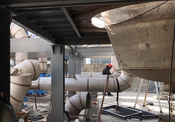 四效蒸发结晶设备处理橡胶助剂行业废水项目安装现场 四效蒸发结晶设备处理橡胶助剂行业废水项目安装现场